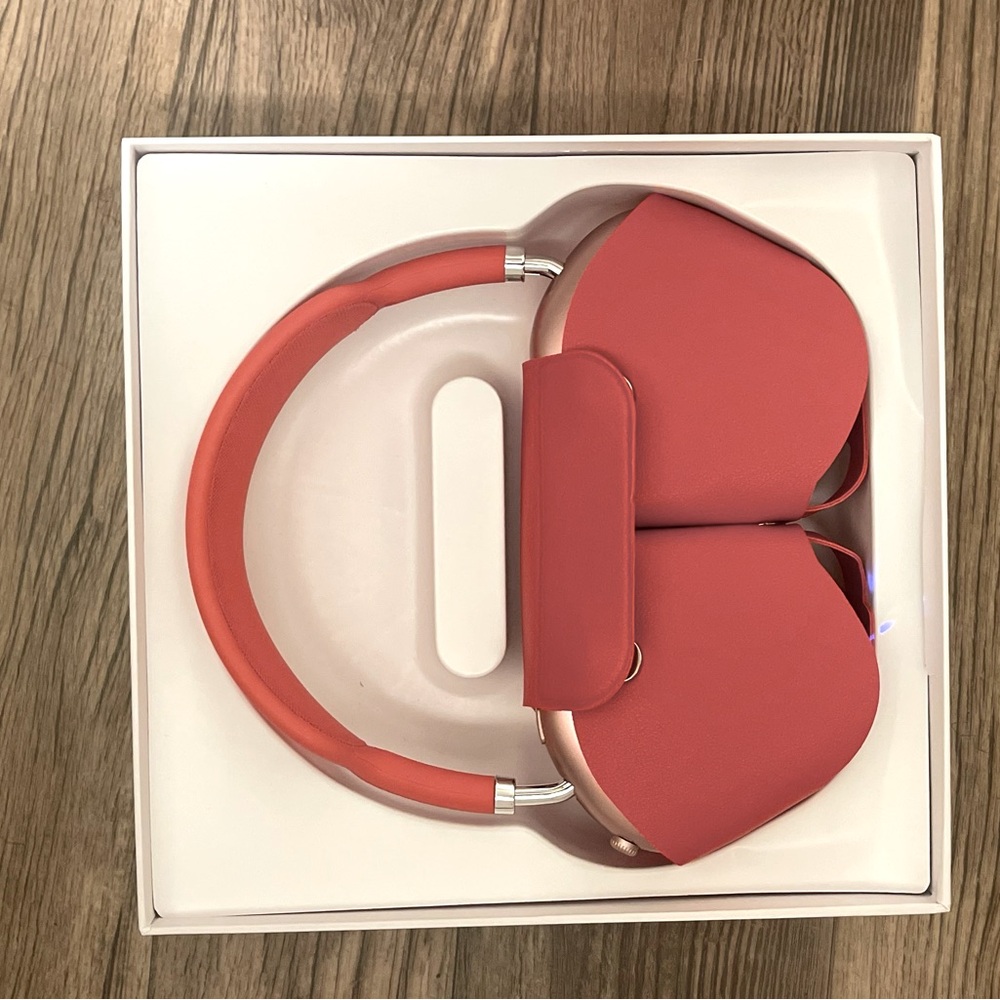 Apple headphone